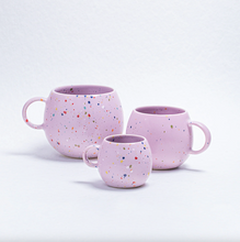 Load image into Gallery viewer, Party ball mug 500 ml. lilac