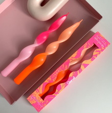 Load image into Gallery viewer, Dip Dye Curly * Miami Edition pink
