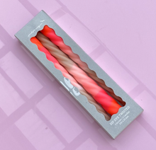 Load image into Gallery viewer, Dip Dye Twisted * Shades of Pomegranate

