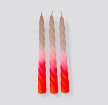 Load image into Gallery viewer, Dip Dye Twisted * Shades of Pomegranate
